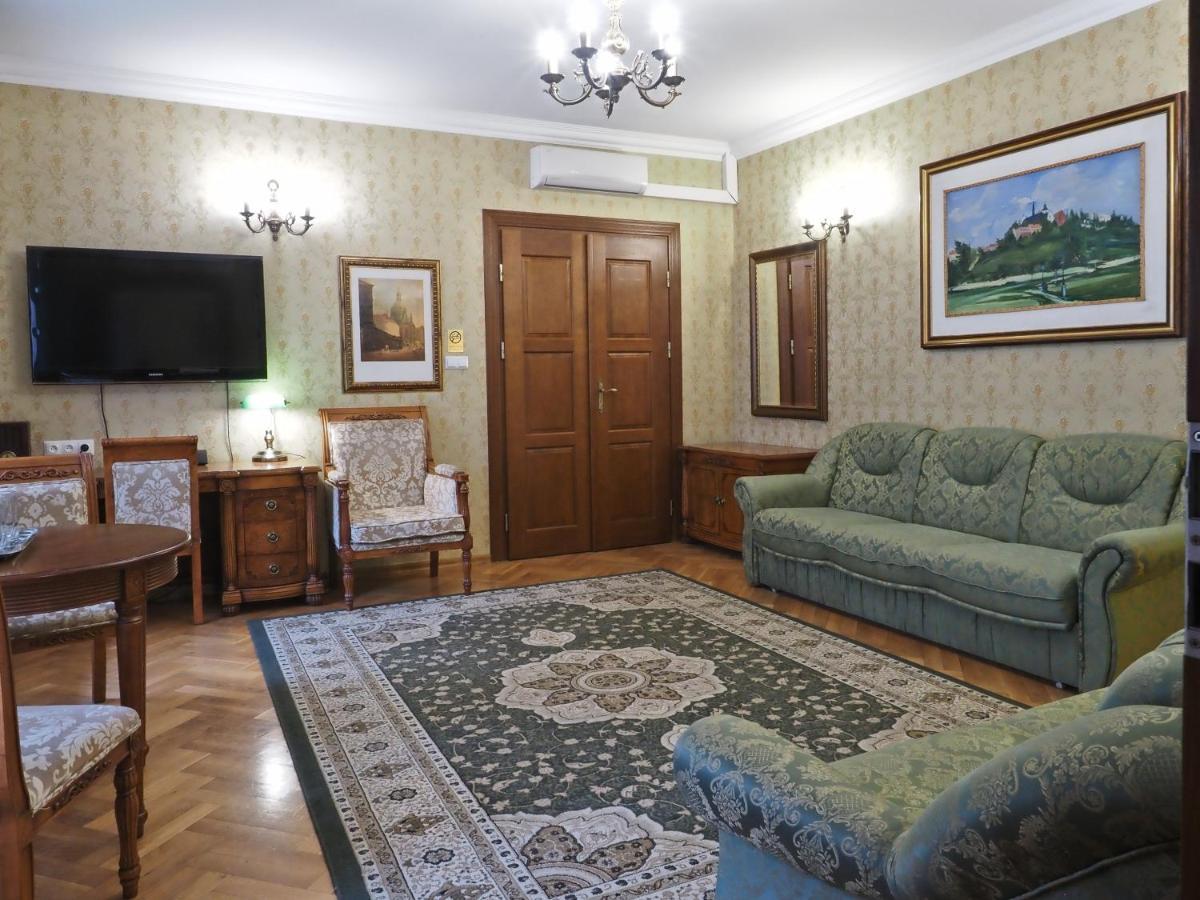 Hotel Sarmata Zespol Dworski サンドミエシュ エクステリア 写真