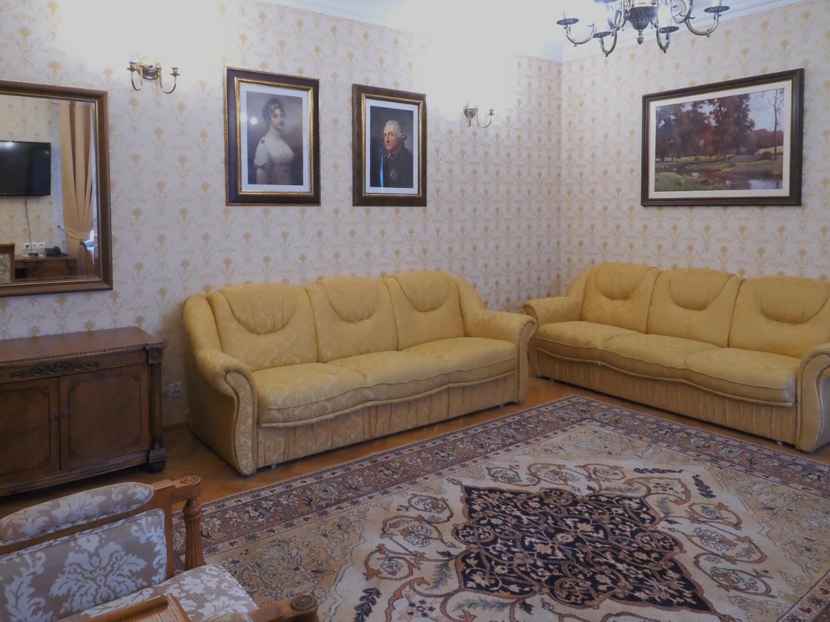 Hotel Sarmata Zespol Dworski サンドミエシュ エクステリア 写真