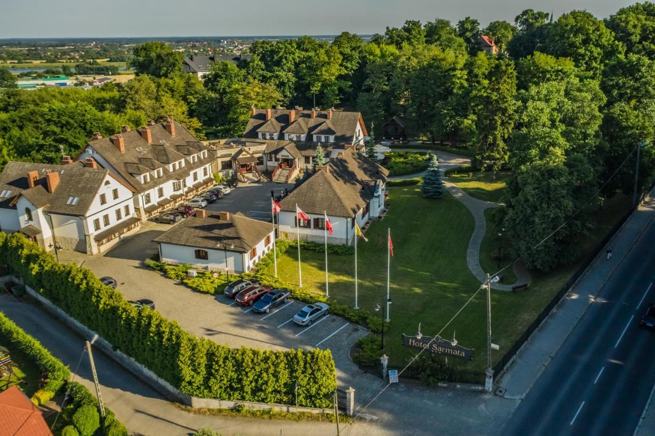 Hotel Sarmata Zespol Dworski サンドミエシュ エクステリア 写真