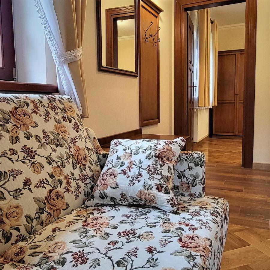 Hotel Sarmata Zespol Dworski サンドミエシュ エクステリア 写真