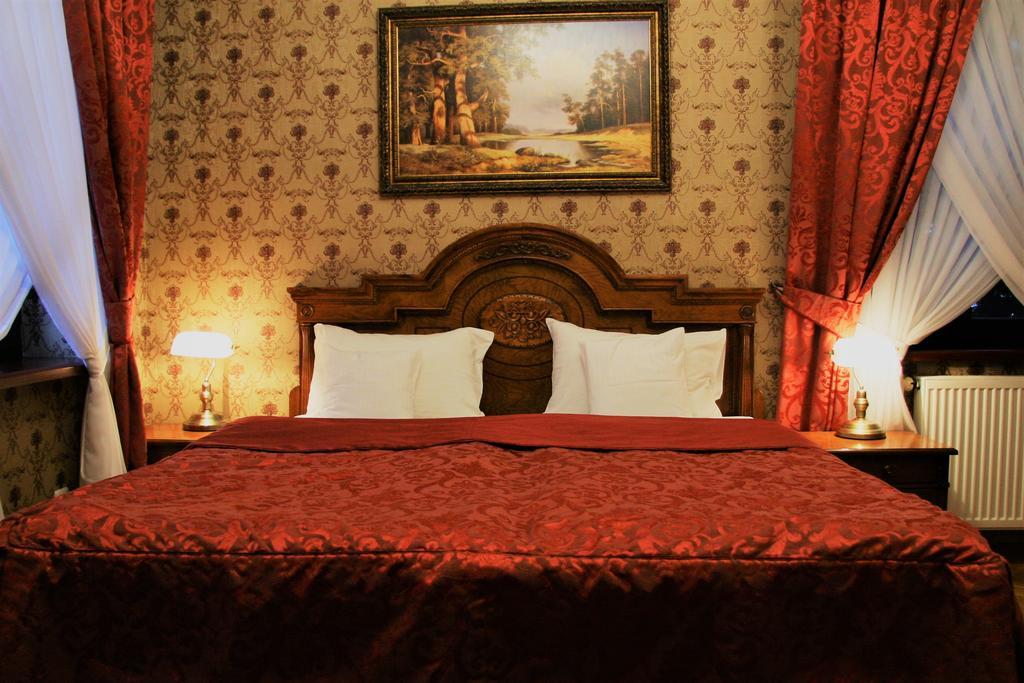Hotel Sarmata Zespol Dworski サンドミエシュ エクステリア 写真